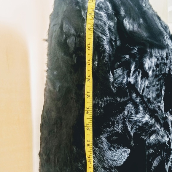 Gorgeous vintage black fur stole! - Picture 3 of 8